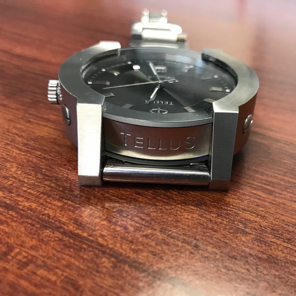 Tellus Discoverer - Automatic Swiss Watch - Picture 4 of 8